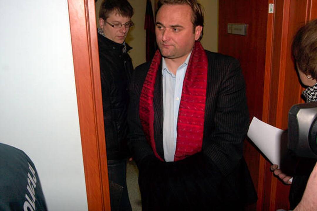 Suimtas grupės „Patruliai“ dainininkas