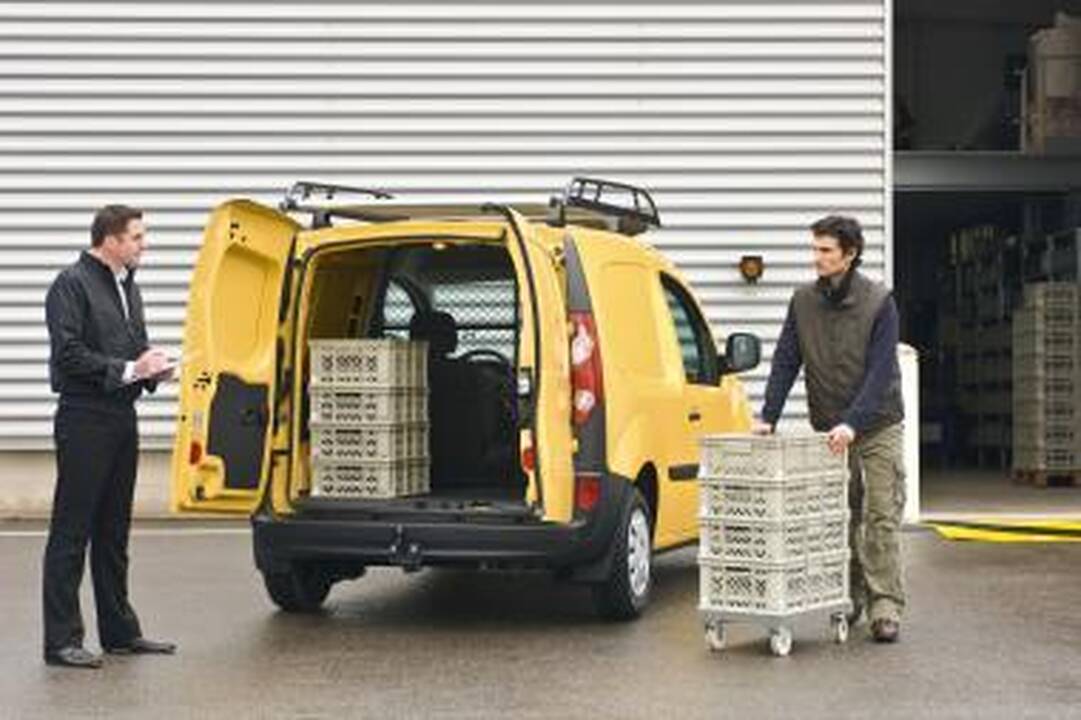 TNT siuntos keliaus elektromobiliais