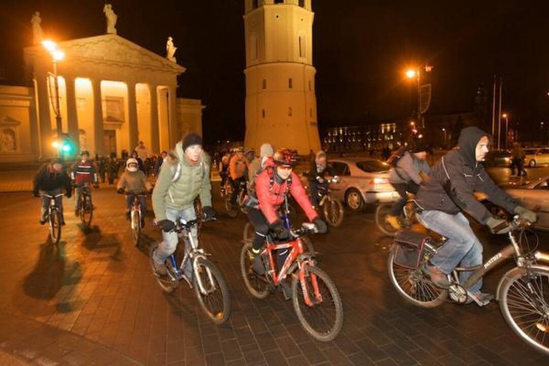 „Kritinė Masė“ išvažiavo į gatves
