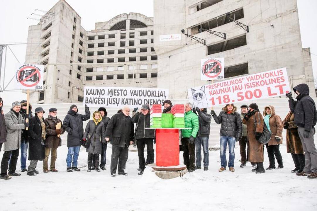Pyragas „Respublika“ – sunaikintas, kas laukia apleisto viešbučio?