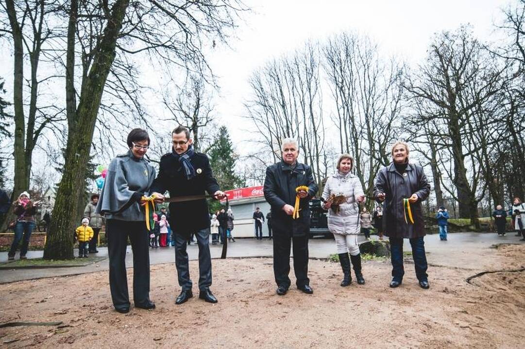 Kauno zoologijos sode duris atvėrė nauji namai ūdroms