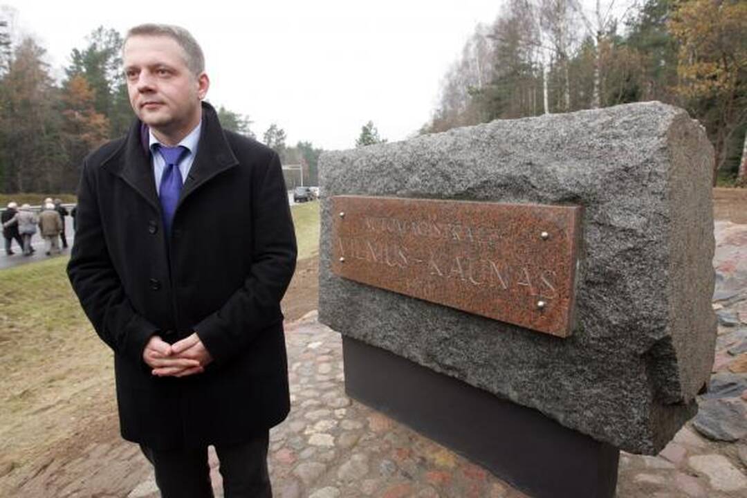 Vilnius–Kaunas: lietuviškomis dešromis grįsta magistralė