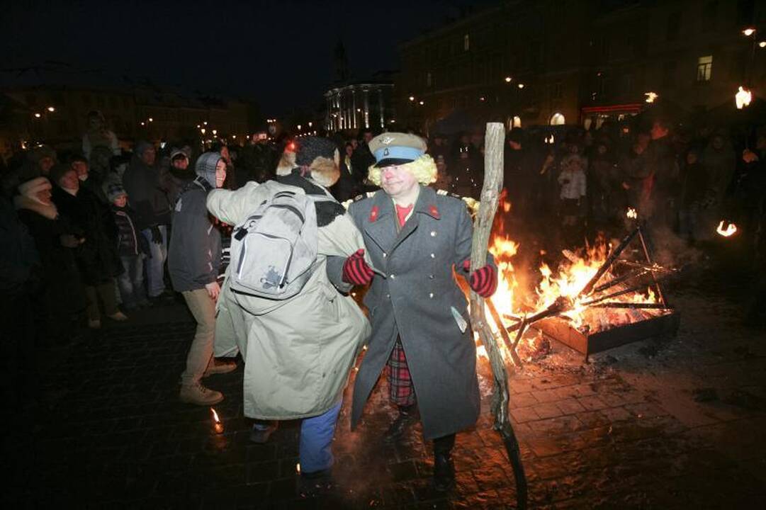 Užgavėnių linksmybės Vilniuje: mugė, blynai ir Morės kremavimas