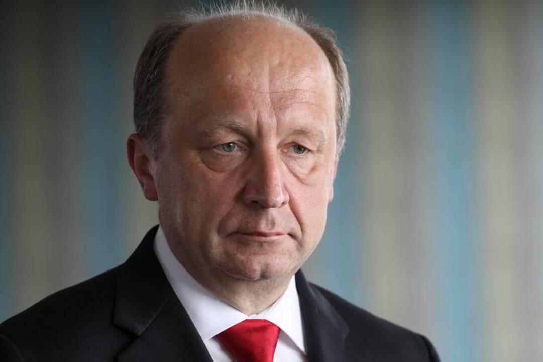 A.Kubilius ragina siekti dialogo su kitataučiais