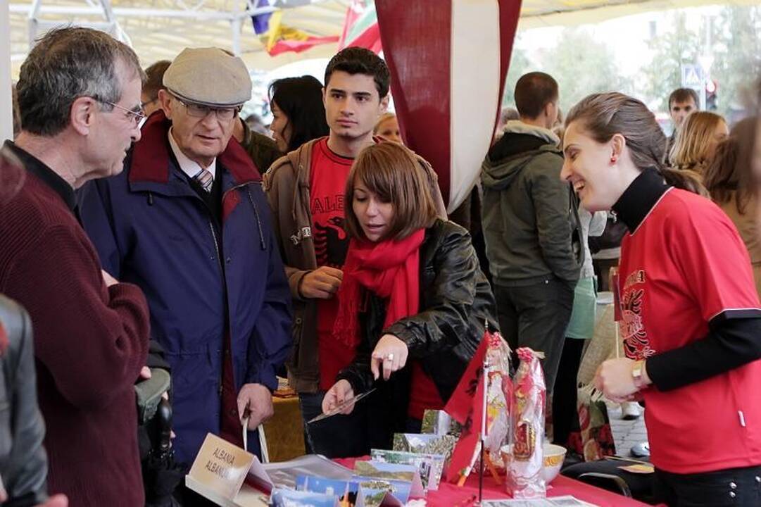 Klaipėdą nuspalvino pasaulio tautų mugė 