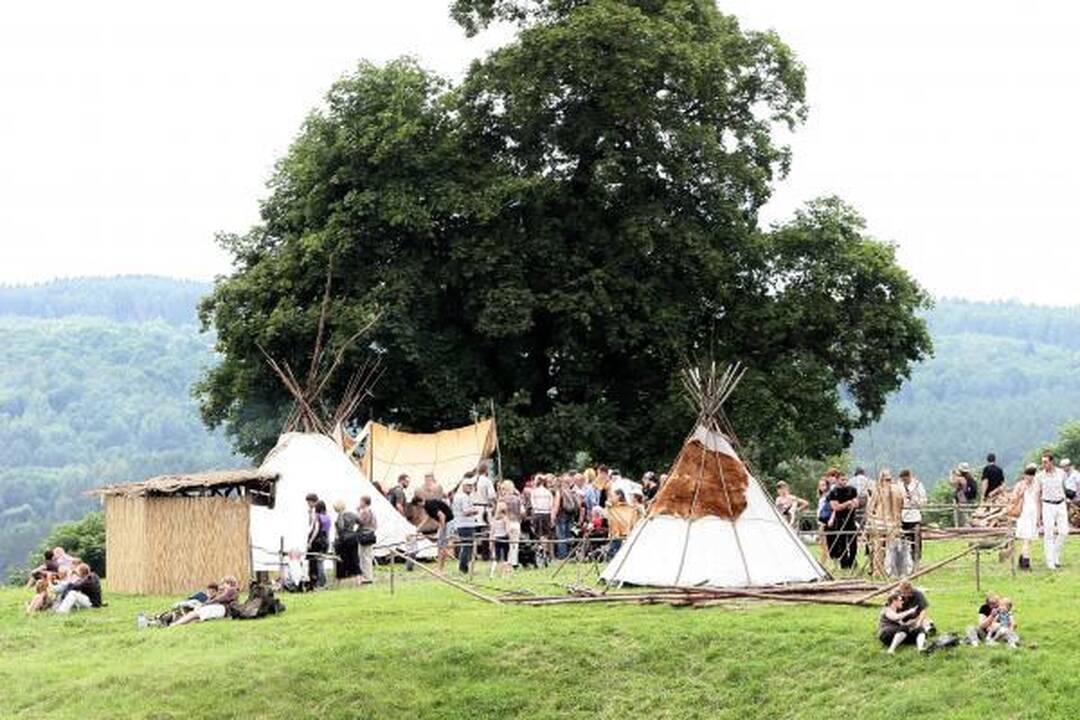 Kernavėje šurmuliuoja Gyvosios archeologijos dienos