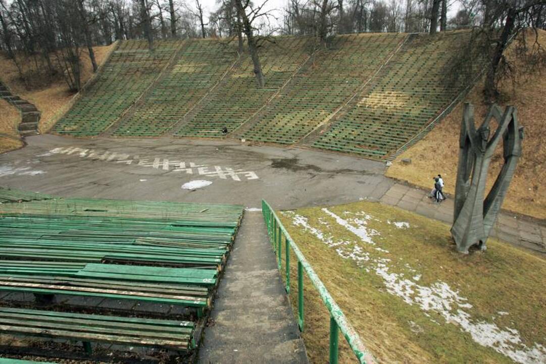 Dainų slėnis iš verslininkų grįžta į miesto rankas