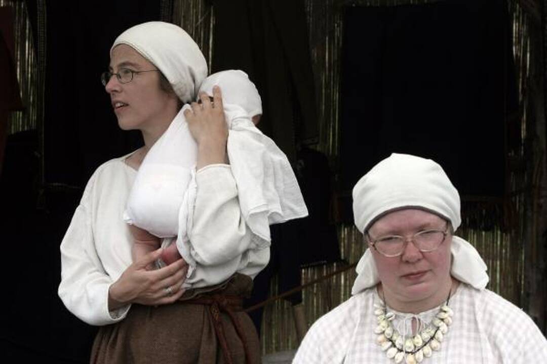 Kernavėje šurmuliuoja Gyvosios archeologijos dienos