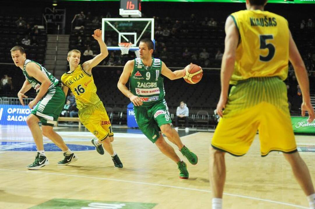Kauno „Žalgiris“ sutriuškino Vilniaus „Sakalus“