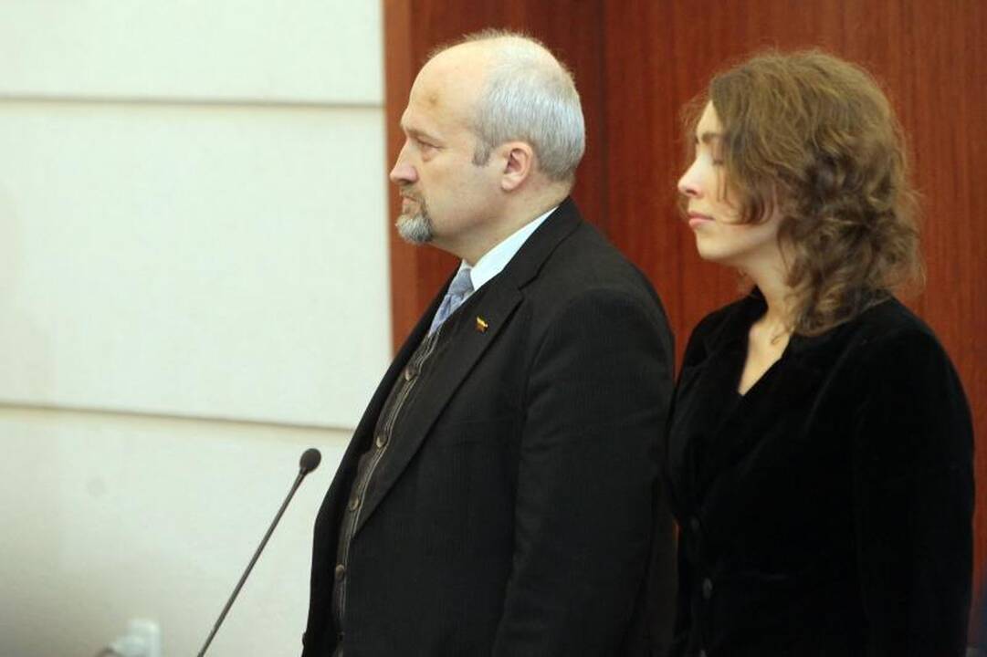Teismas: pažeidimai bado akis, bet naujų rinkimų nereikės (komentarai)