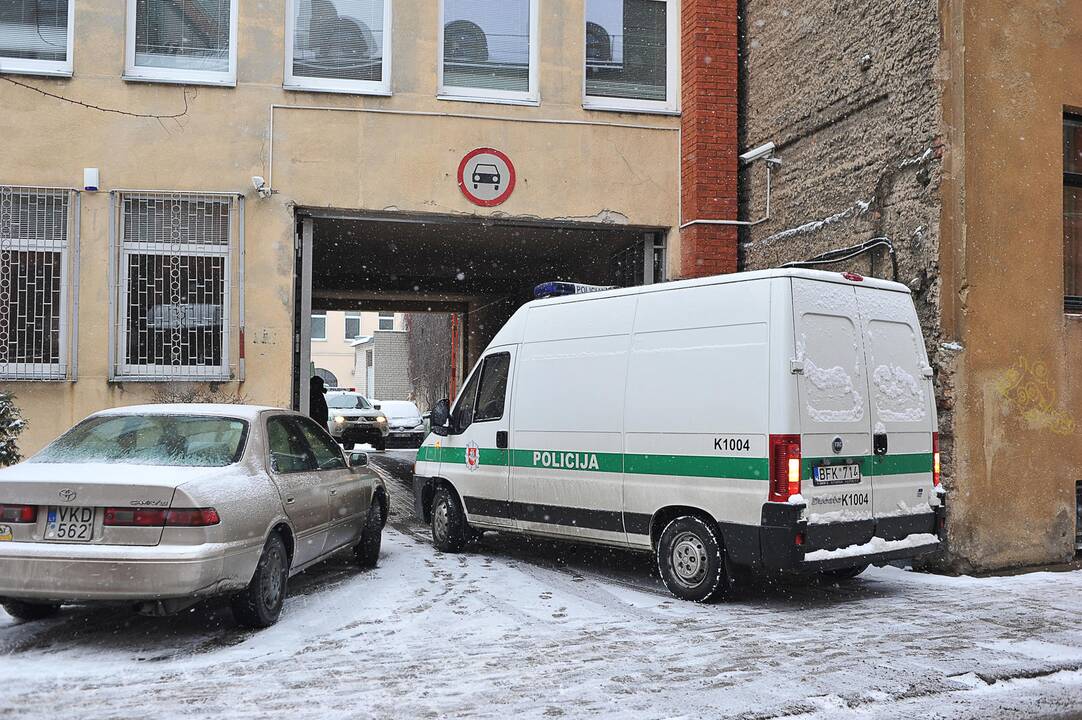 Mėnesiui suimtas K.Kriščiūnas šypsojosi: jaučiuosi puikiai