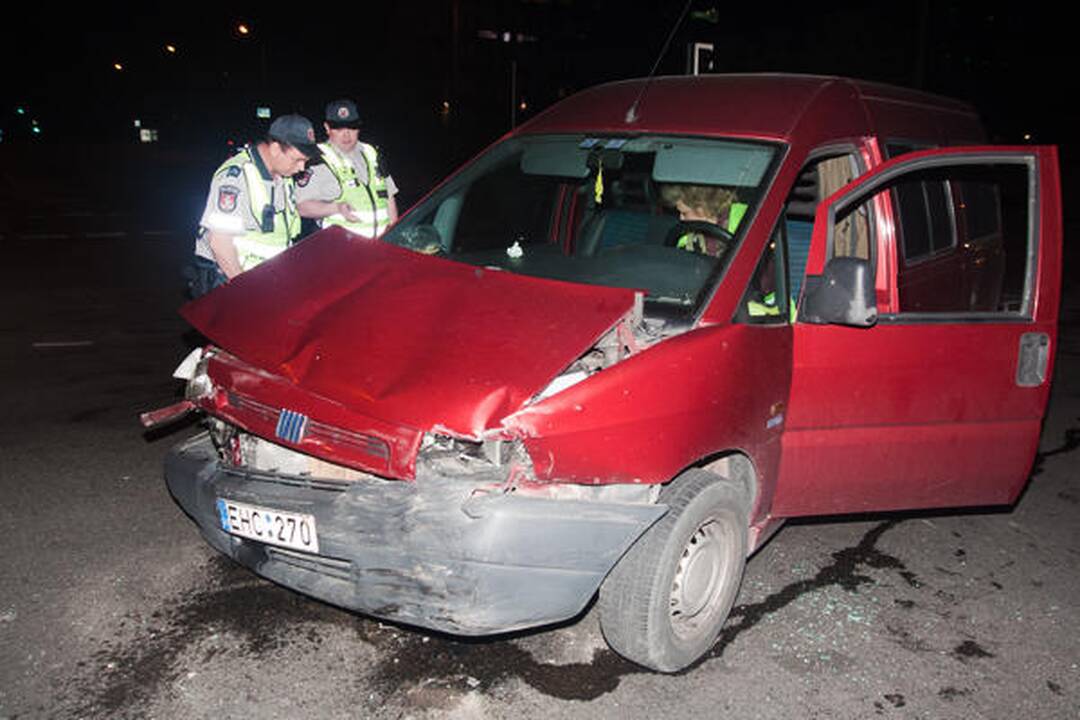 Per avariją Vilniuje nukentėjo mergina
