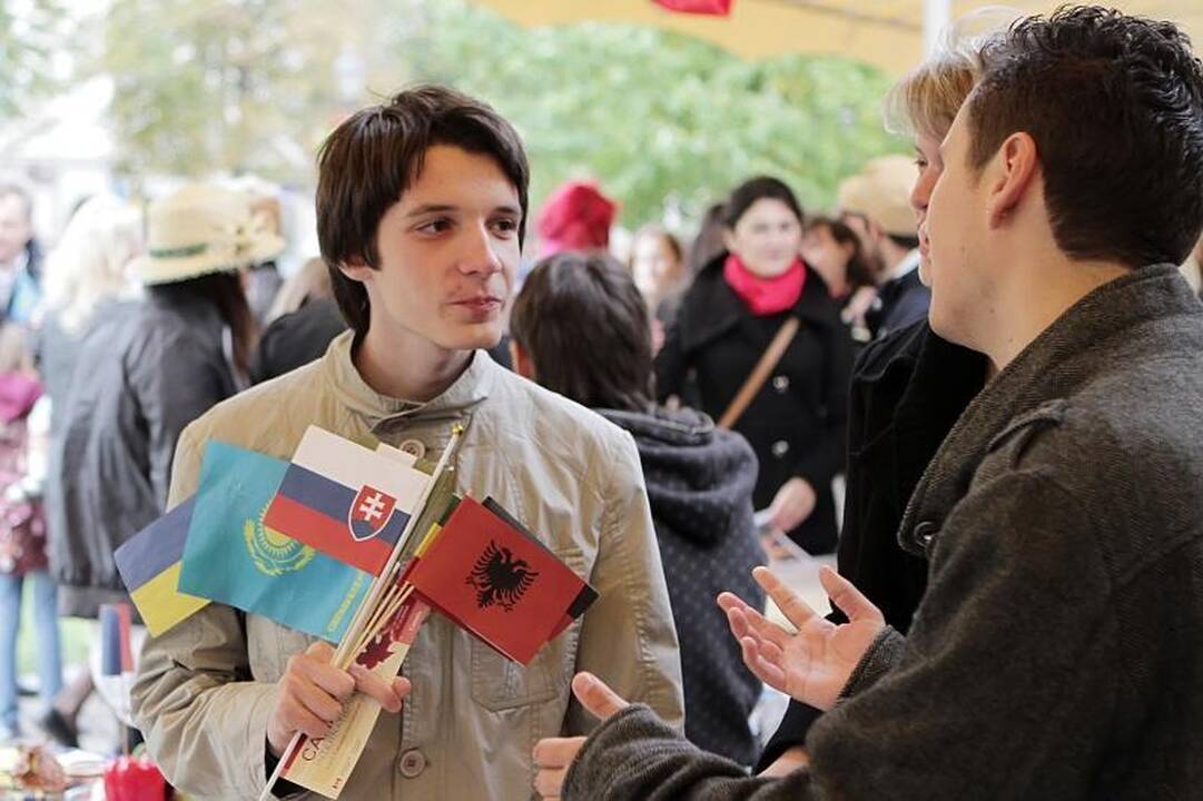 Klaipėdą nuspalvino pasaulio tautų mugė 
