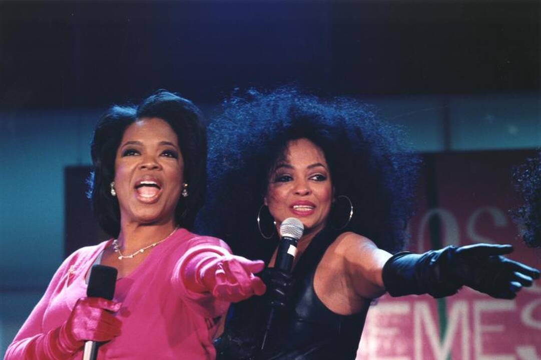 Oprah Winfrey pokalbių šou paskutinis akordas - P.Simonso daina