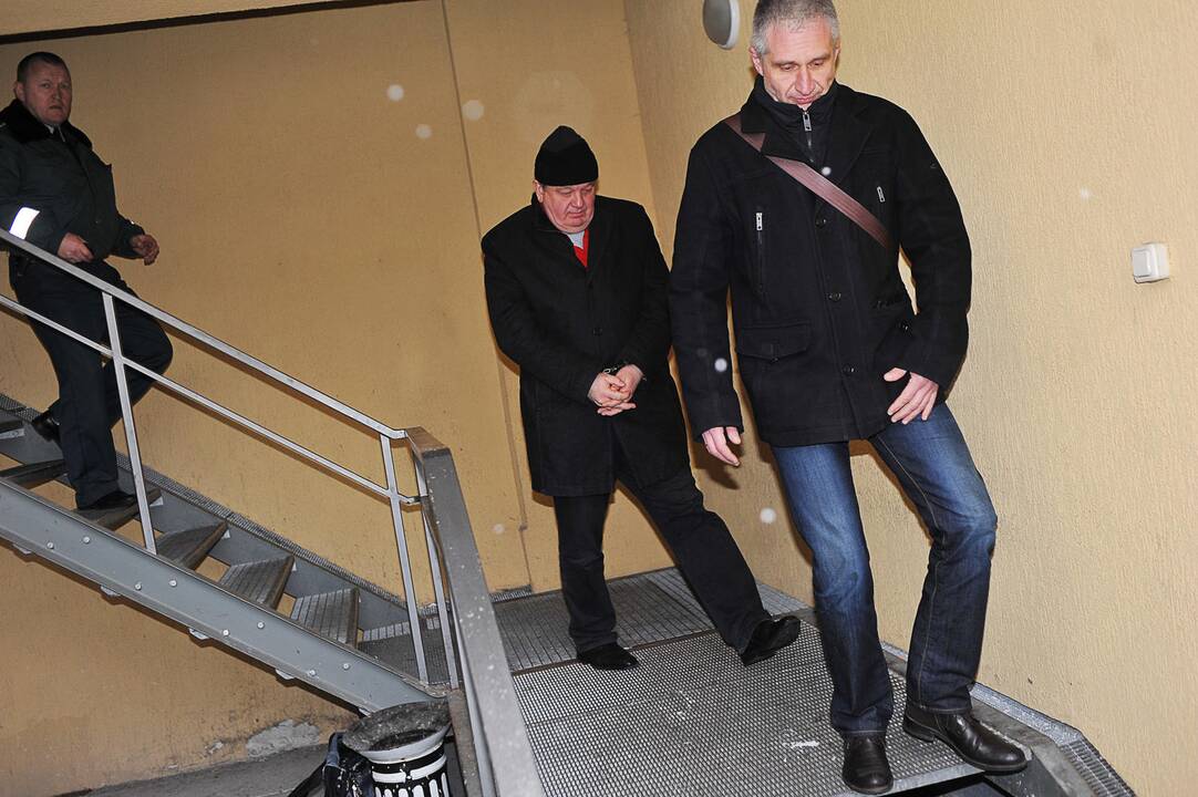 Mėnesiui suimtas K.Kriščiūnas šypsojosi: jaučiuosi puikiai