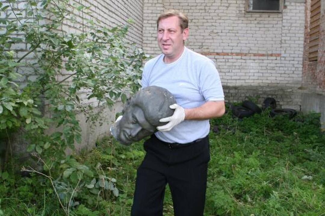 Bronzinės galvos nuo antkapių Klaipėdoje užminė mįslę