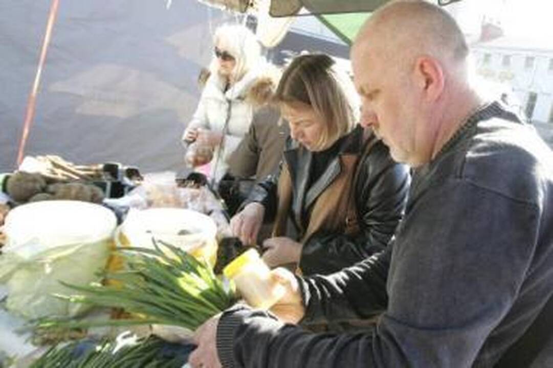 Ūkininkų turgelyje nepamirškite derėtis
