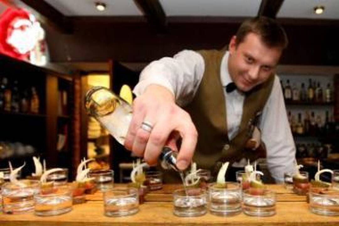 20 g samanės – į scenos šviesulių sveikatą