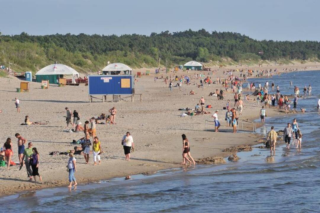 Dėl atostogų pajūryje lietuviai rungiasi su užsieniečiais