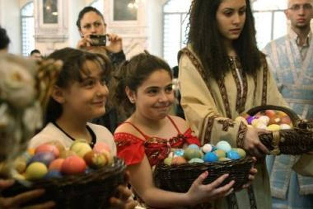Velykų ugnis apkeliavo pasaulį