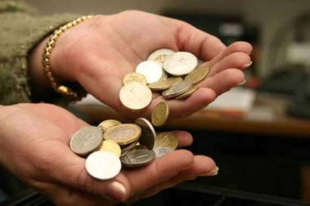 Kontrolė: Lietuvos bankas nurodė kredito unijoms vykdyti įstatymų reikalavimus, numatančius, kad paskolos suma vienam skolininkui neturi viršyti 25 proc., o didelių paskolų bendroji suma...
