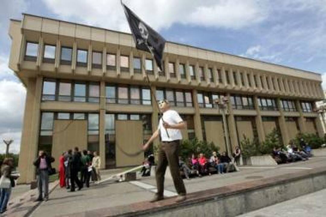 Idėja: siūlyta nustatyti, kad pirmalaikiai Seimo rinkimai rengiami, jeigu to reikalauja piliečiai referendume.