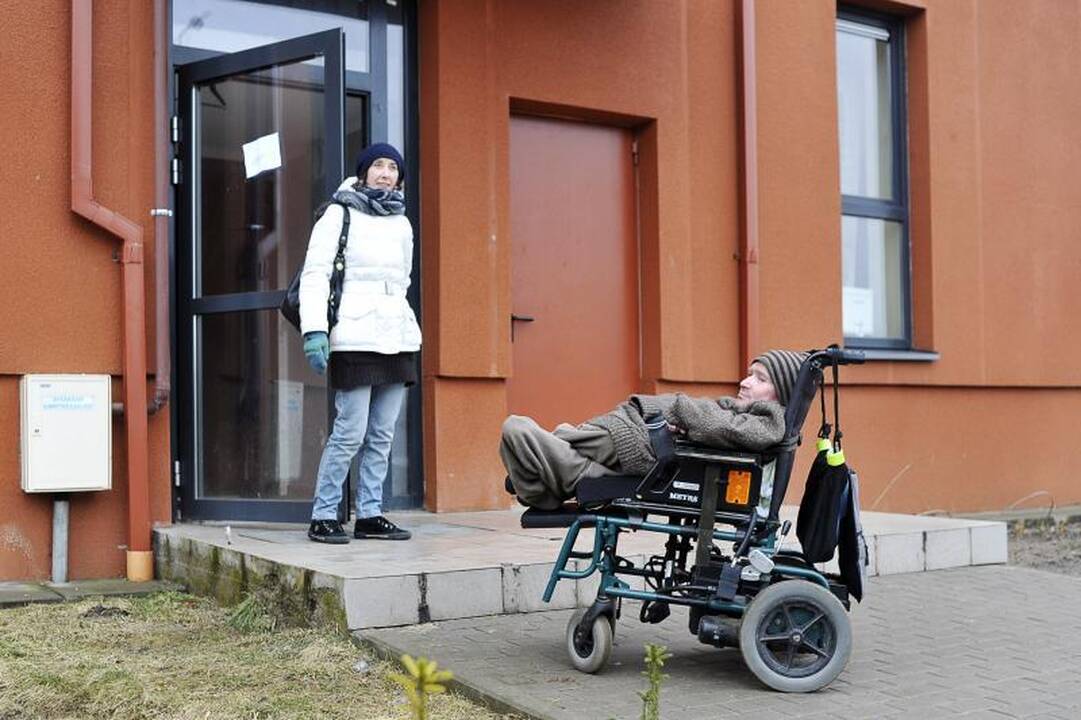 Kauno valdininkai tėškė antausį neįgaliajam