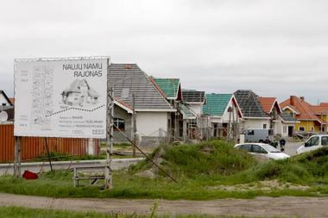 Atsigauna: nekilnojamojo turto rinkoje pirmieji teigiami ženklai –  šiemet nuosavų namų bei butų parduodama apie 30 proc. daugiau nei praėjusių metų pabaigoje.
