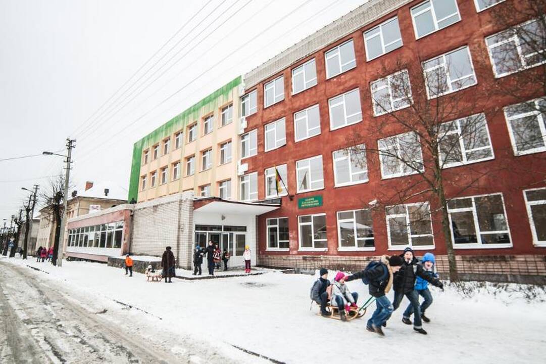 Dėl ES milijonų vaikai per pamokas kenčia triukšmą