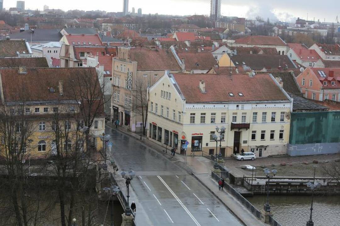 Naktinė smarvė Klaipėdoje skleidžiama teisėtai