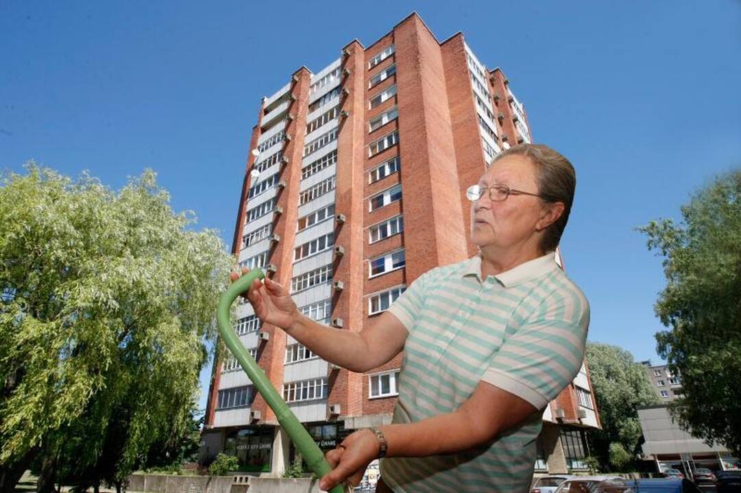 Dėl vamzdžių       keitimo kainos – įtarimai