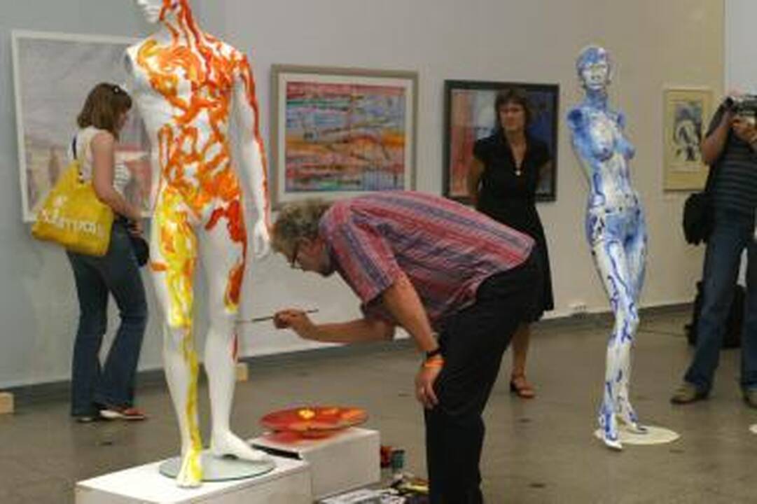 Išsikėlė: tarptautinė akvarelės bienalė "Baltijos tiltai" šiemet aplenks Kauno parodų sales.