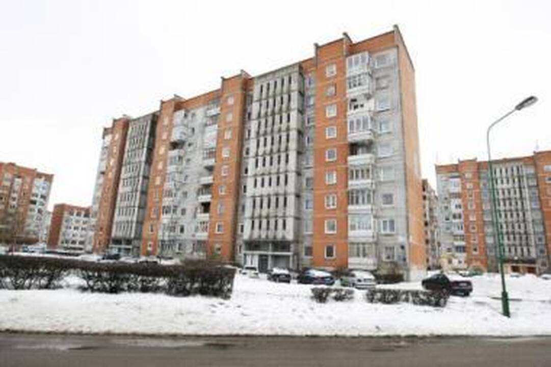 Nukentėjo: namo gyventojai įtaria, kad už šildymo ir karšto vandens sistemos modernizavimą sumokėjo per daug.