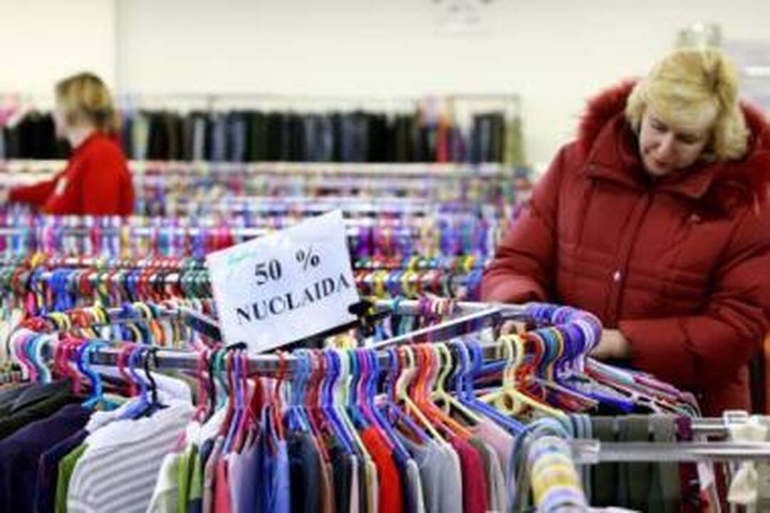Atgimė: nors dar prieš metus dėvėtų drabužių verslas merdėjo, dabar jis atsigauna – vis daugiau žmonių apsipirkti skuba būtent į šias parduotuves.