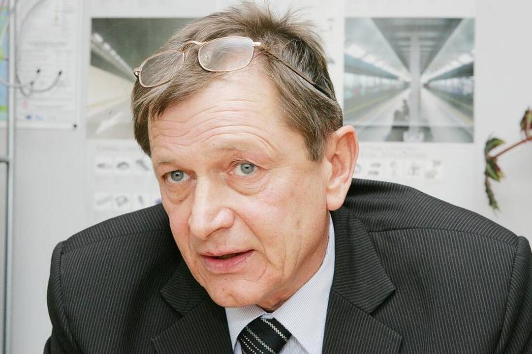 V. Venslovas