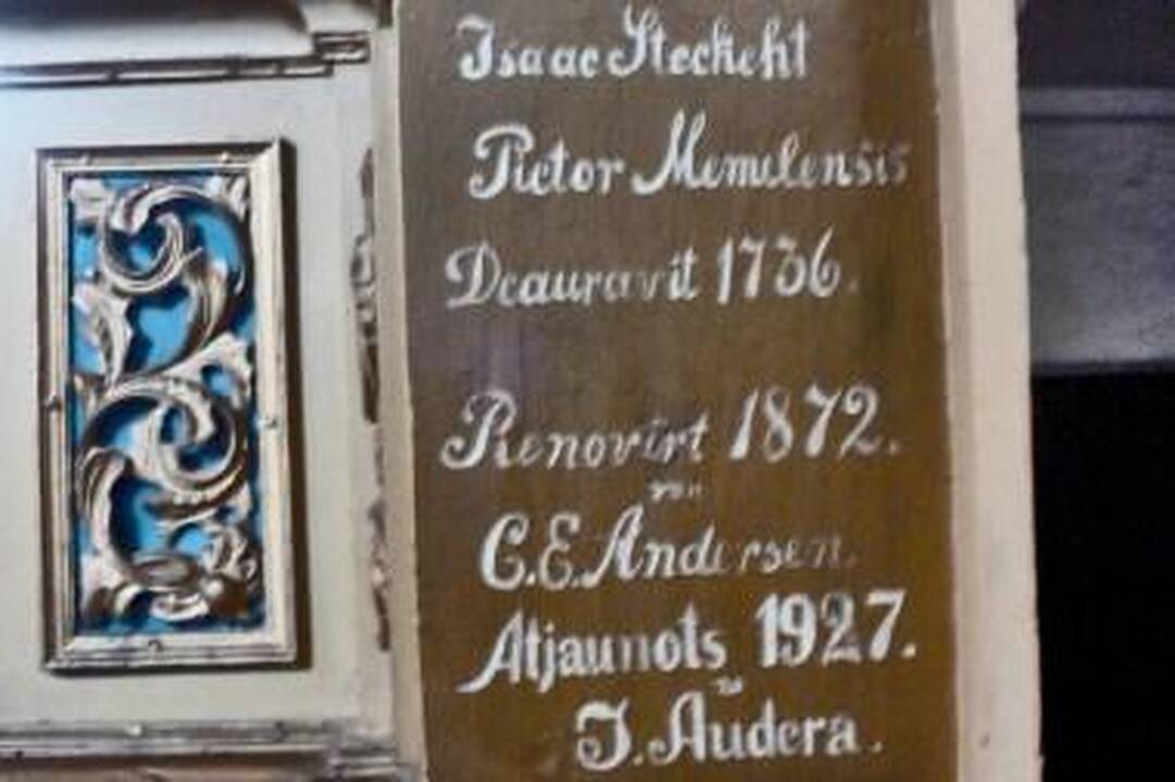 Atradimas: įrašas altoriuje mini dailininką iš Memelio Isaaką.