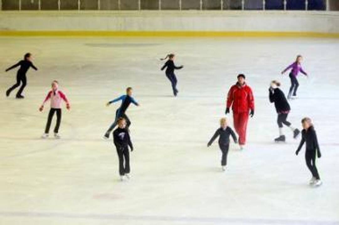 Sezonas: dar diena kita, ir Kauno ledo arenoje su vėjeliu galės čiuožti ne tik sportininkai, bet ir visi miestiečiai.