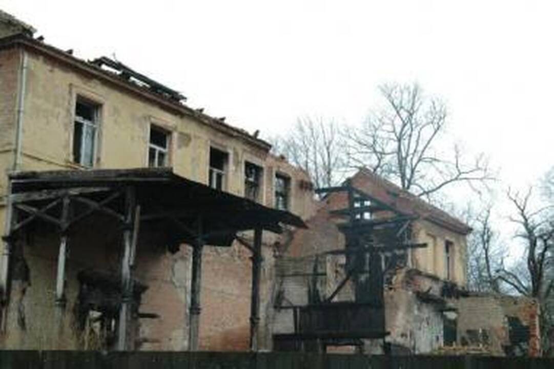 Atgimsta mintis griauti Kurhauzą