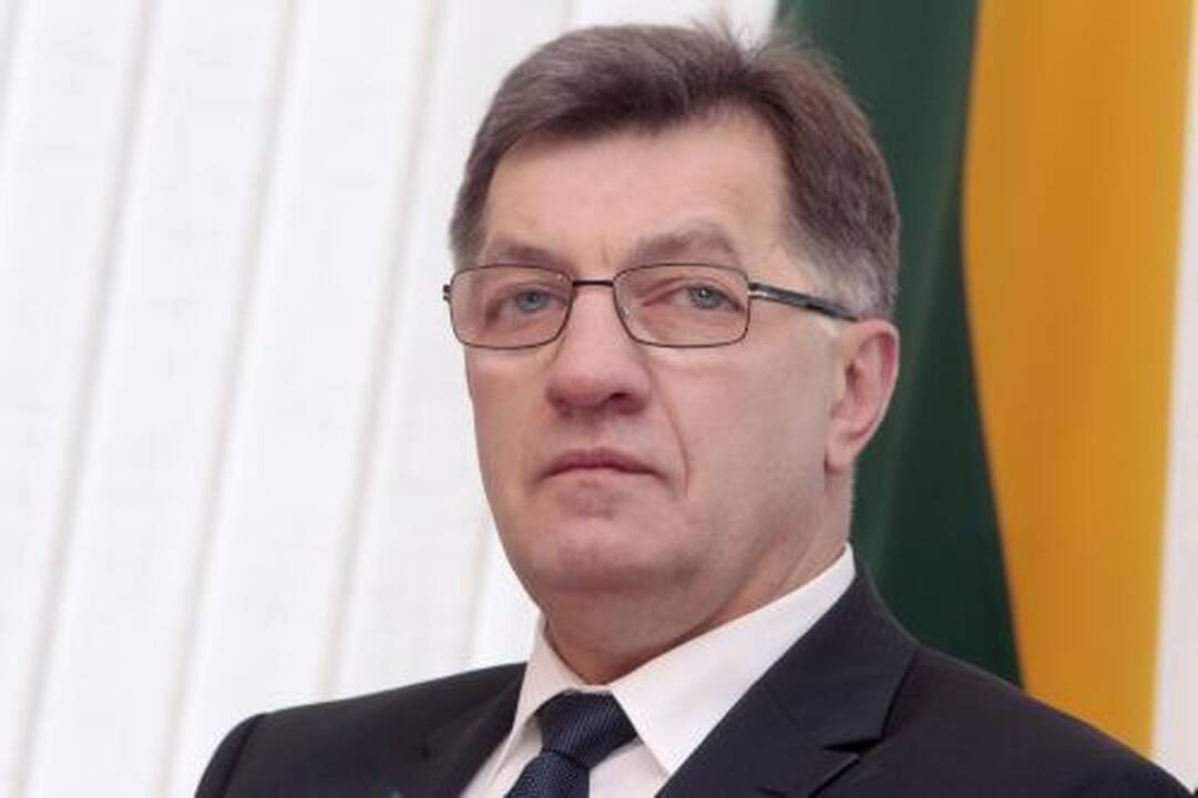 Biudžeto skylė gąsdina ne juokais