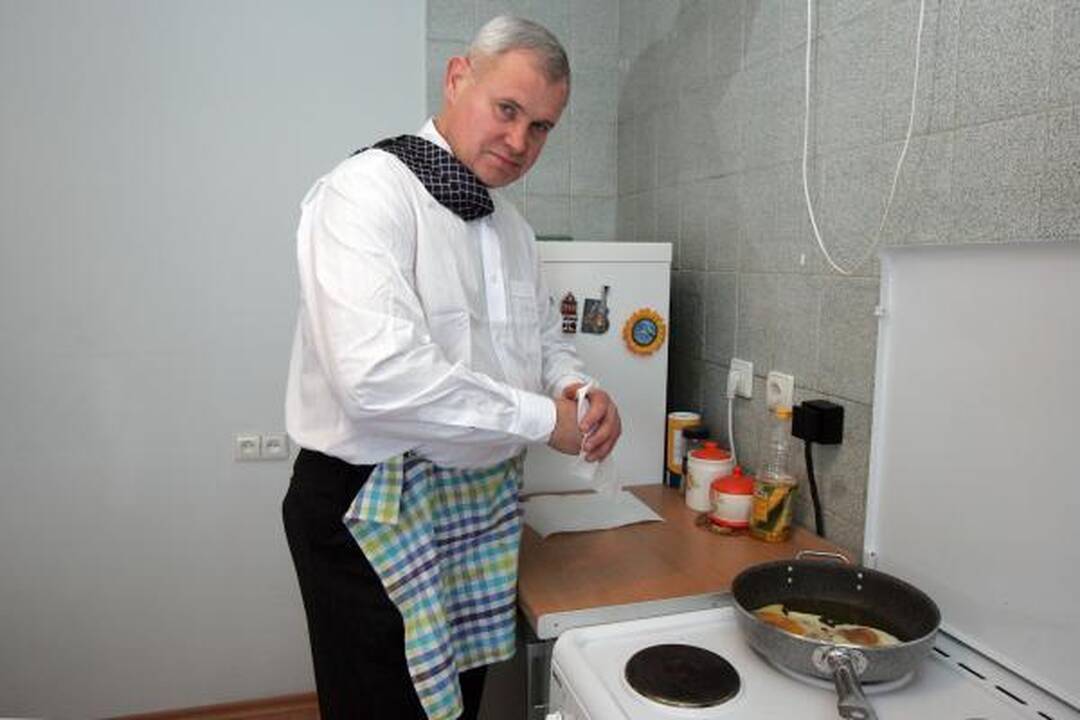 Seimūnai savo būstų nekeikia