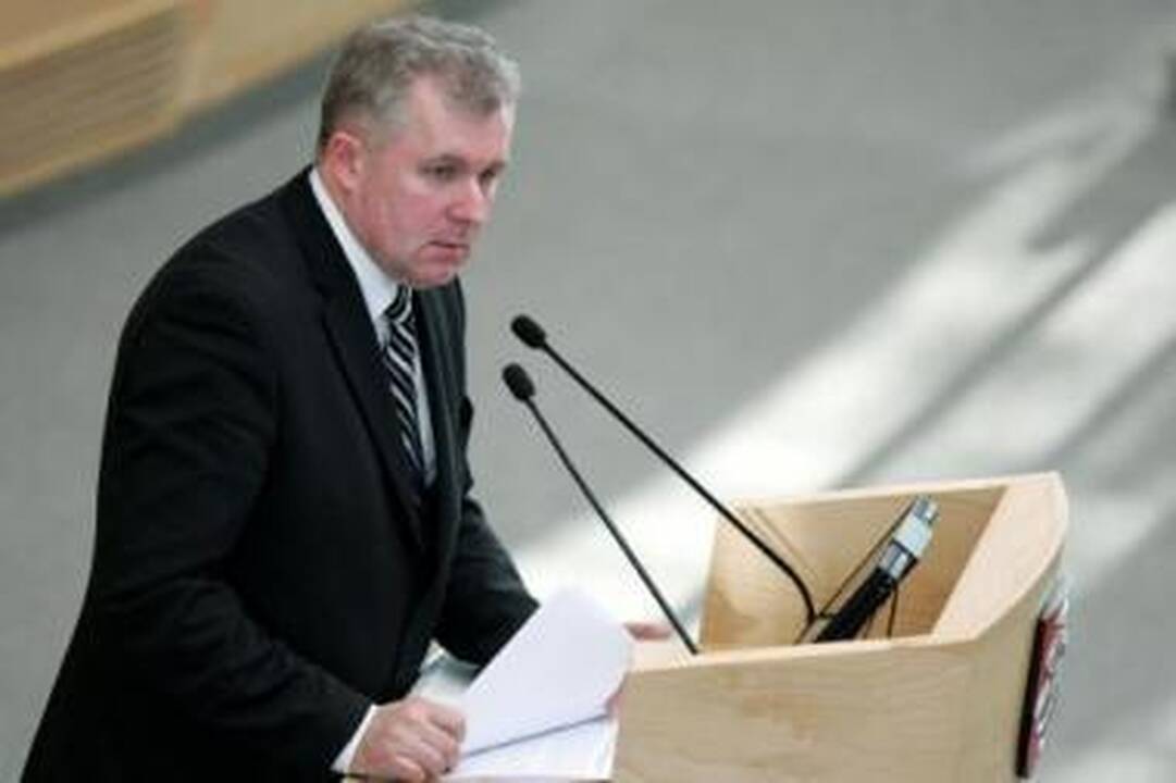 Išvalys: Seimo Nacionalinio saugumo ir gynybos komiteto vadovas A.Anušauskas teigia, kad per kelias savaites VSD pašalins iš operatyvinių pažymų tam tikrą informaciją, kuri negali būti...
