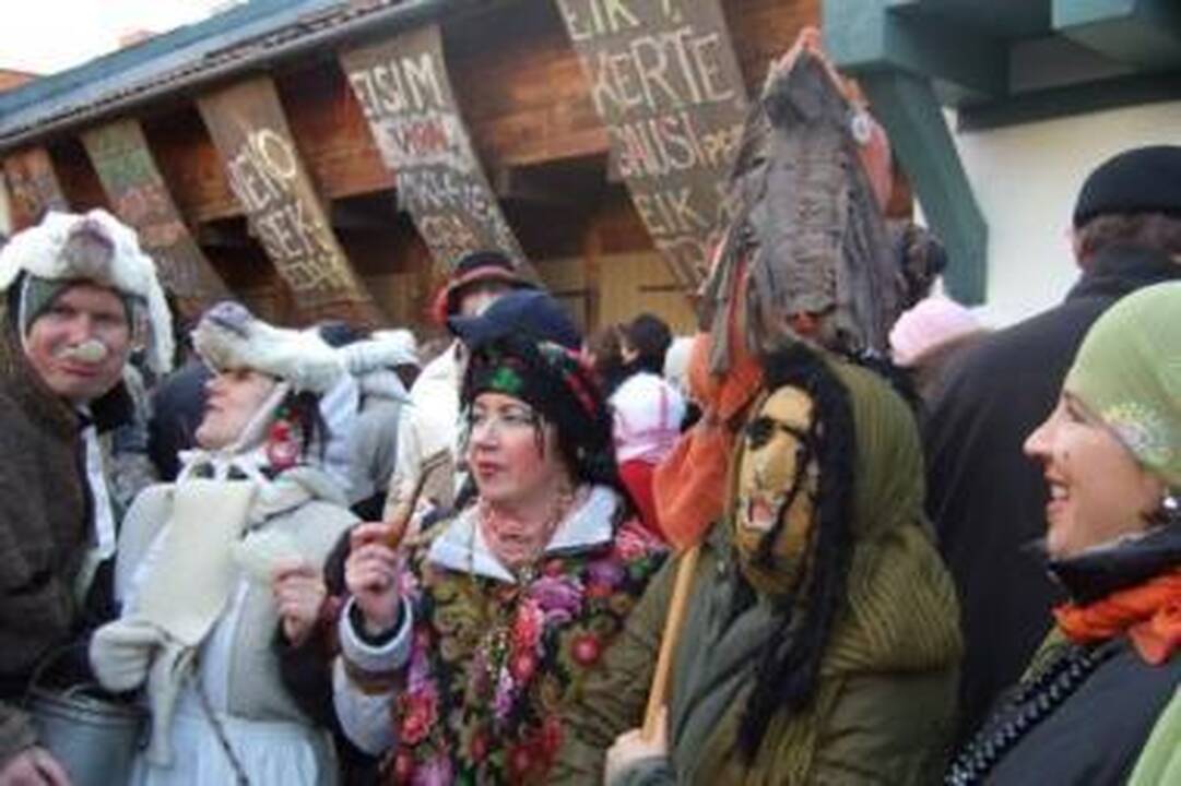 Laikas vyti žiemą iš kiemo