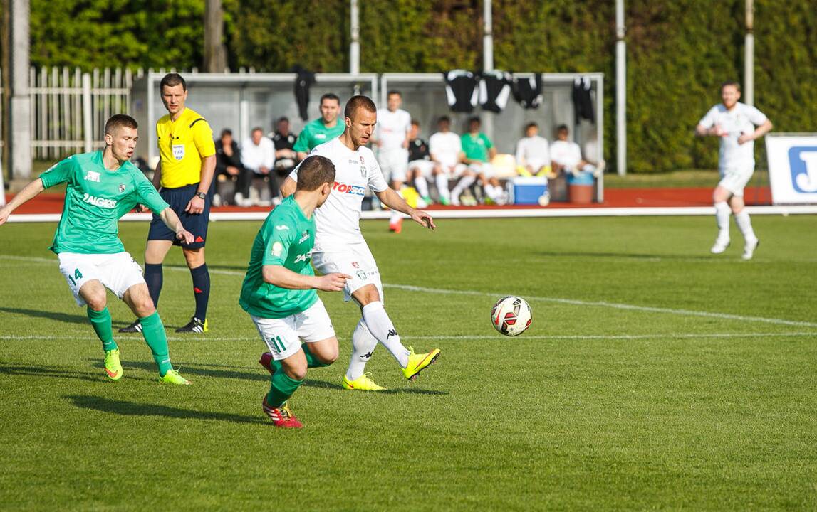 Futbolas : "Spyris" - "Žalgiris"