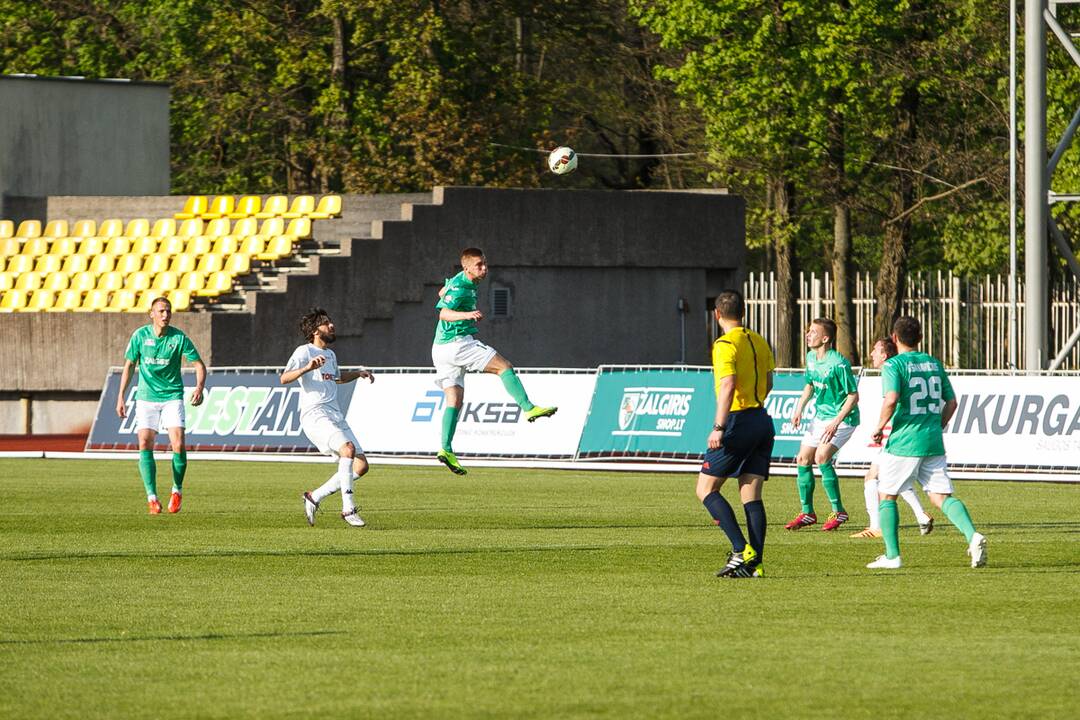 Futbolas : "Spyris" - "Žalgiris"