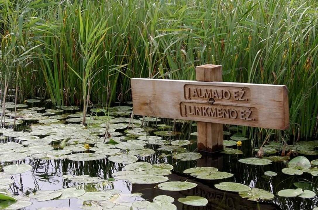 Naglio rezervato pažintinis takas