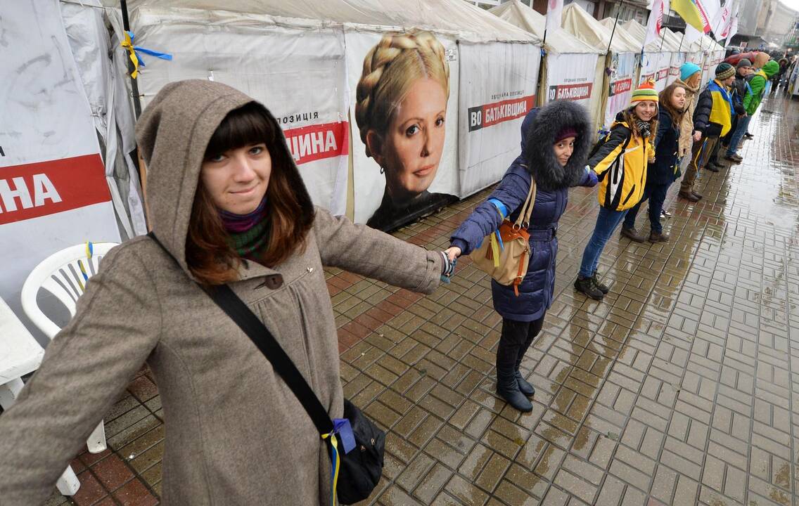 Ukrainos sostinėje - protestai ir gyva grandinė