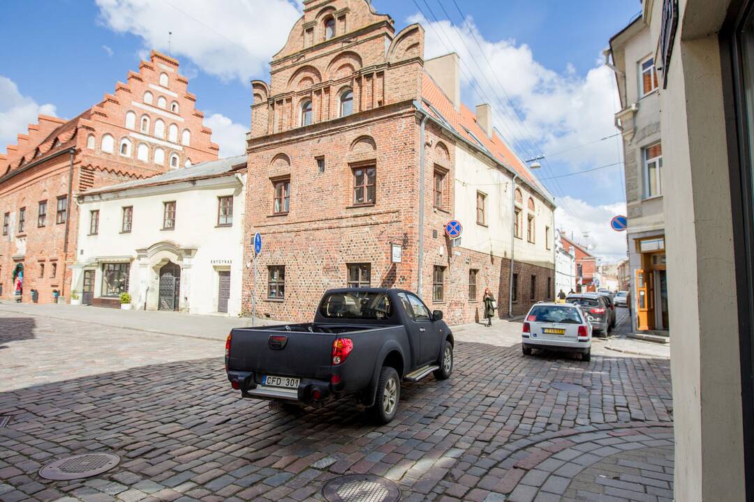 Senamiestyje vairuotojai nepaiso kelio ženklų