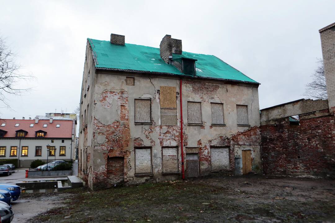 Klaipėda griežtina kovą su apleistų pastatų šeimininkais