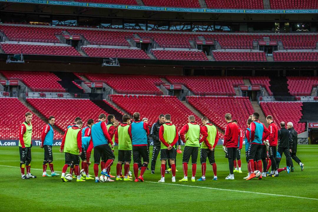 Lietuvos futbolo rinktinės treniruotė "Wembley" stadione