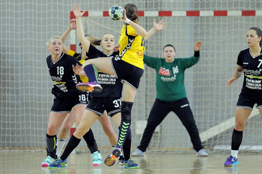LRF taurės finalas: „Žalgiris“ – „Garliava“ 32:30